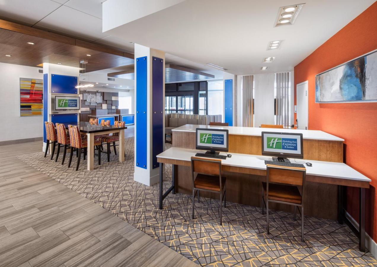 Holiday Inn Express East Peoria - Riverfront By Ihg Εξωτερικό φωτογραφία